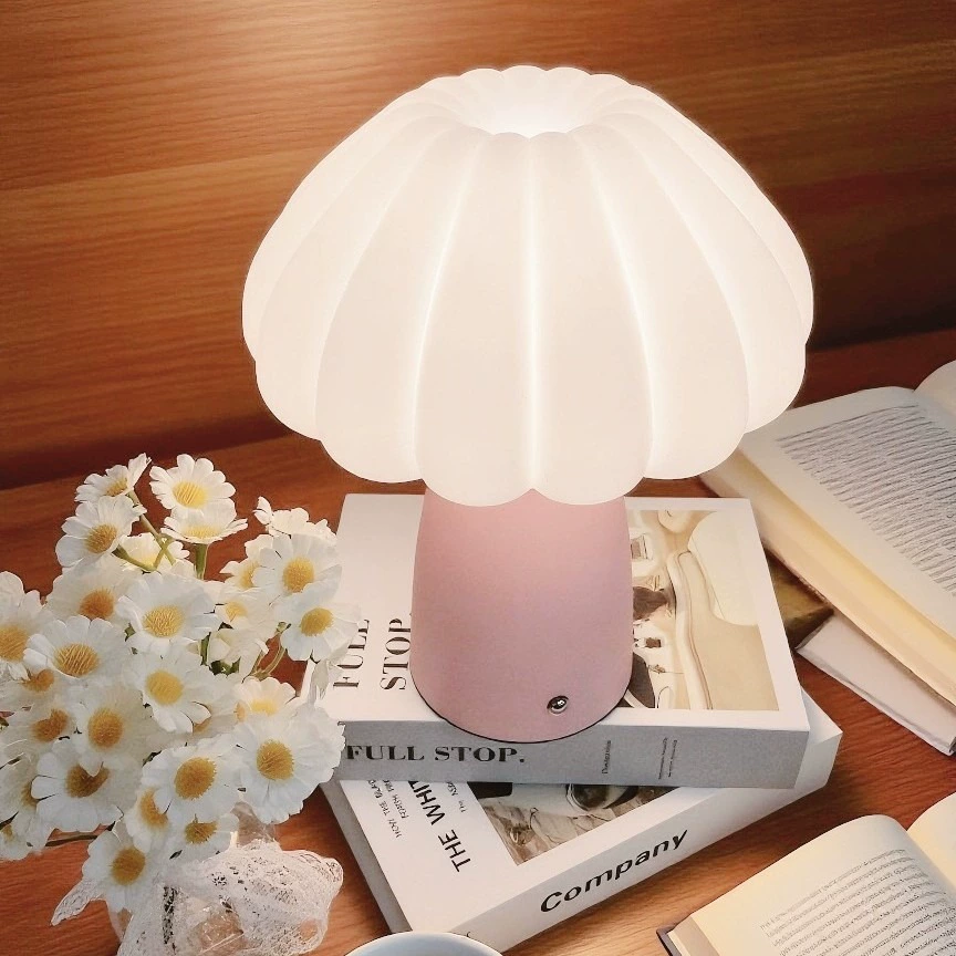 Mushroom table lamp modern design - minimalist decor
