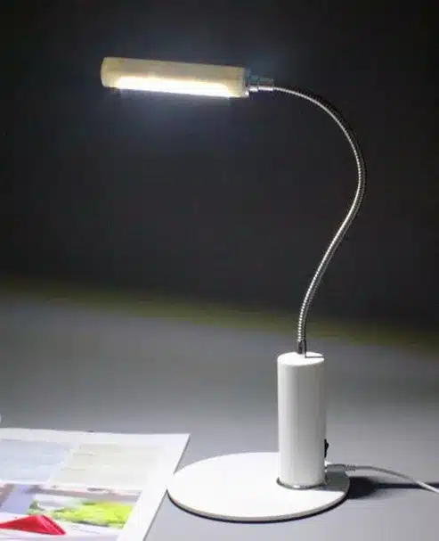 Eye protection LED desk lamp 2.5W factory direct