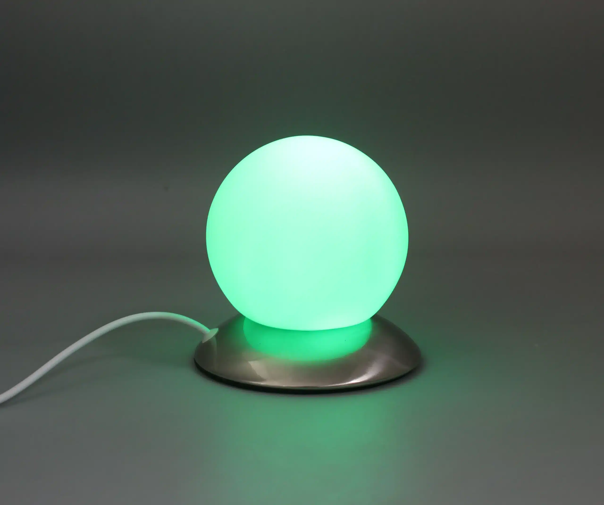 Metal plastic USB ball lamp factory